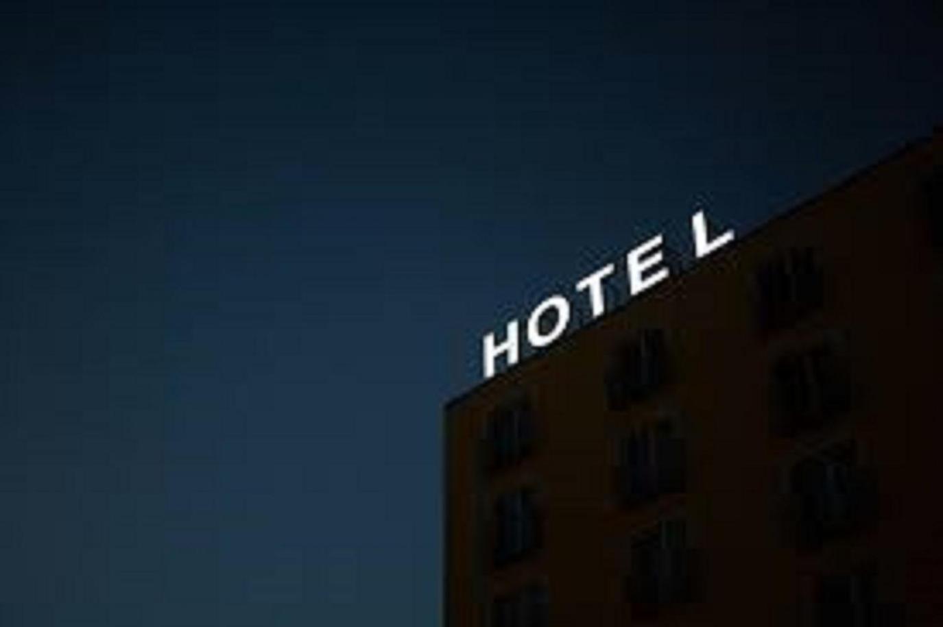 Hotel Sandesh Palace Лонавала Экстерьер фото